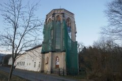 pohled zezadu zprava