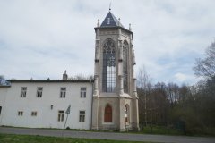 pohled zprava