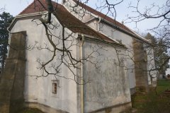 pohled zezadu zleva