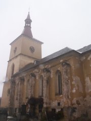 kostel zezadu zprava