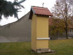 pohled zezadu zleva