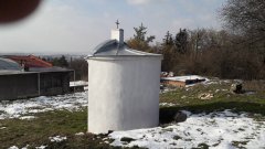 pohled zezadu zprava