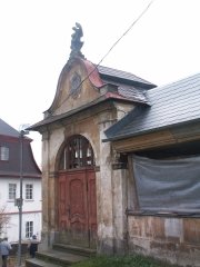 pohled zepředu zprava