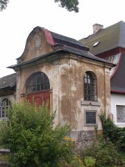 pohled zepředu zprava