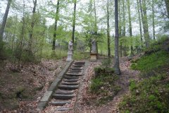 přístupové schodiště k Bratrským oltářům