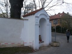 pohled zepředu zleva