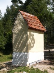 pohled zezadu zleva