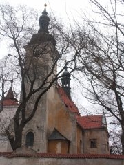 pohled zepředu zprava