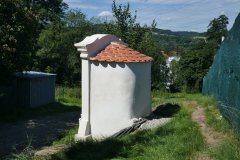 pohled zezadu zprava