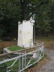 pohled zezadu zleva