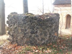 pohled zezadu zprava