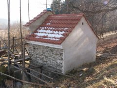 pohled zezadu zprava
