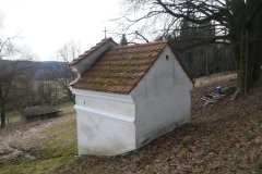 pohled zezadu zprava