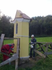 kaplička před dokončením obnovy