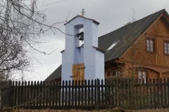 pohled zezadu zleva