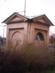 pohled zezadu zleva