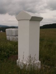 pohled zezadu zleva