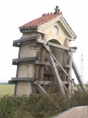 pohled zepředu zleva