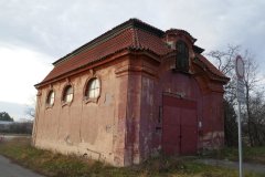 pohled zezadu zprava