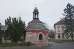 pohled zezadu zprava