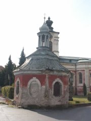 pohled zezadu zprava