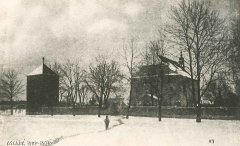 historické foto kostela a zvonice