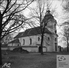 starší foto kostela