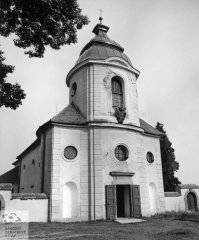 starší foto kostela