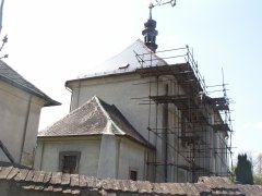 pohled zezadu zleva