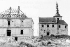 komenda a kostel sv. Václava krátce před demolicí