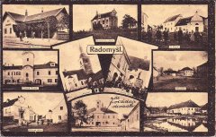dobová pohlednice městyse s kostelem (uprostřed)