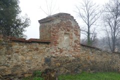 pohled zezadu zprava