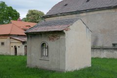 pohled zezadu zprava