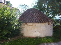 pohled zezadu zprava