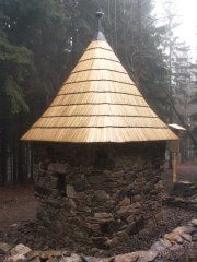 pohled zezadu zprava