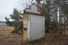 pohled zezadu zprava