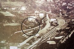 celkový pohled na město se zakroužkovaným židovským hřbitovem