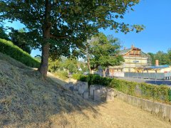 pohled na část hřbitova