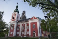 pohled zezadu zprava