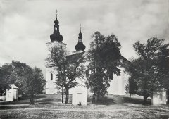 starší foto kostela