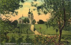 kostel na dobové pohlednici