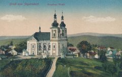 dobová pohlednice s kostelem