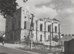 bourání synagogy