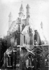 zadní část synagogy po odstřelu