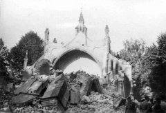 synagoga po odstřelu, zde stával oltář