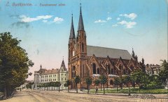 dobová pohlednice se synagogou