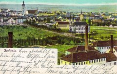 dobová pohlednice města se synagogou (vpravo)