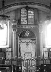 historické foto interiéru synagogy