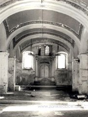 interiér synagogy