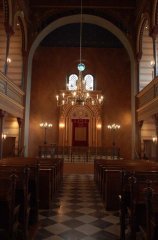 interiér synagogy